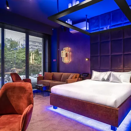High Life Aparts 4* Warsaw